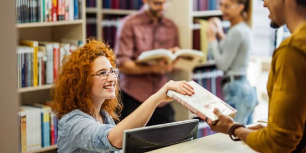 How To Become A Librarian