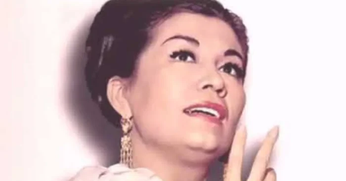 Lola Beltrán Biography