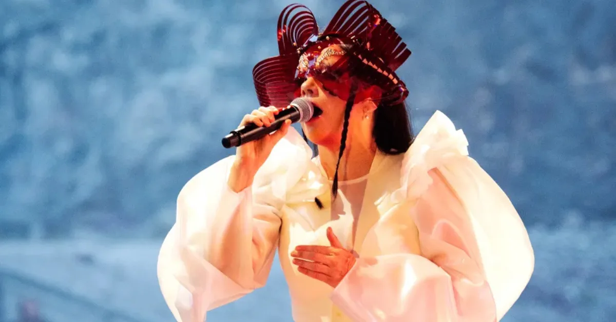 Björk Biography
