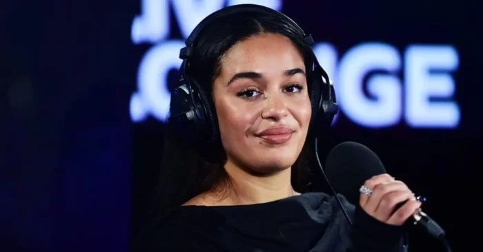 Jorja Smith Biography