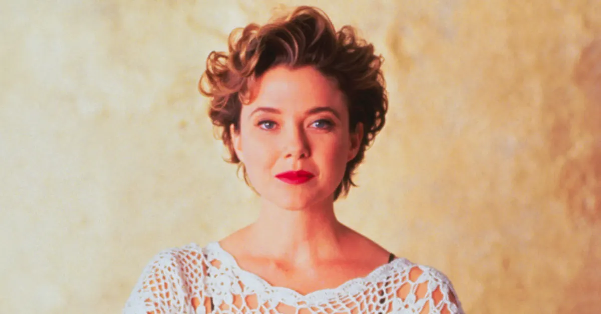 Annette Bening Biography