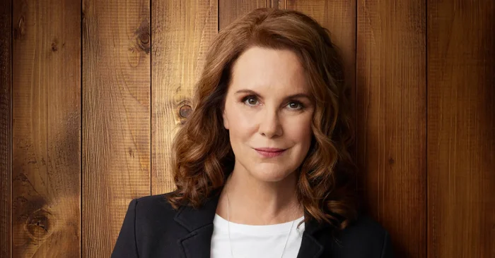 Elizabeth Perkins Biography