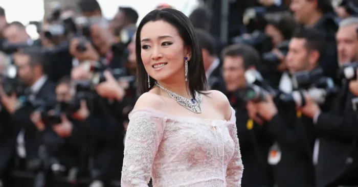 Gong Li Biography