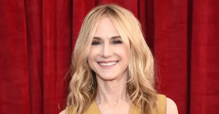 Holly Hunter Biography