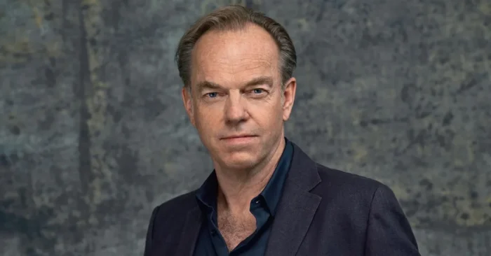 Hugo Weaving Biography