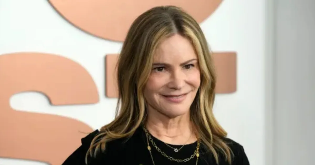 Jennifer Jason Leigh Biography