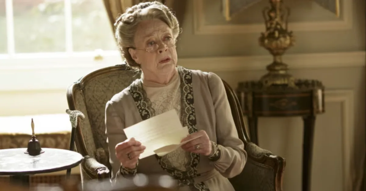 Maggie Smith Biography