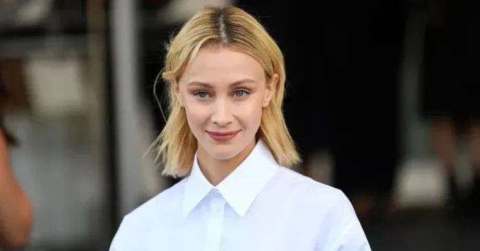Sarah Gadon Biography
