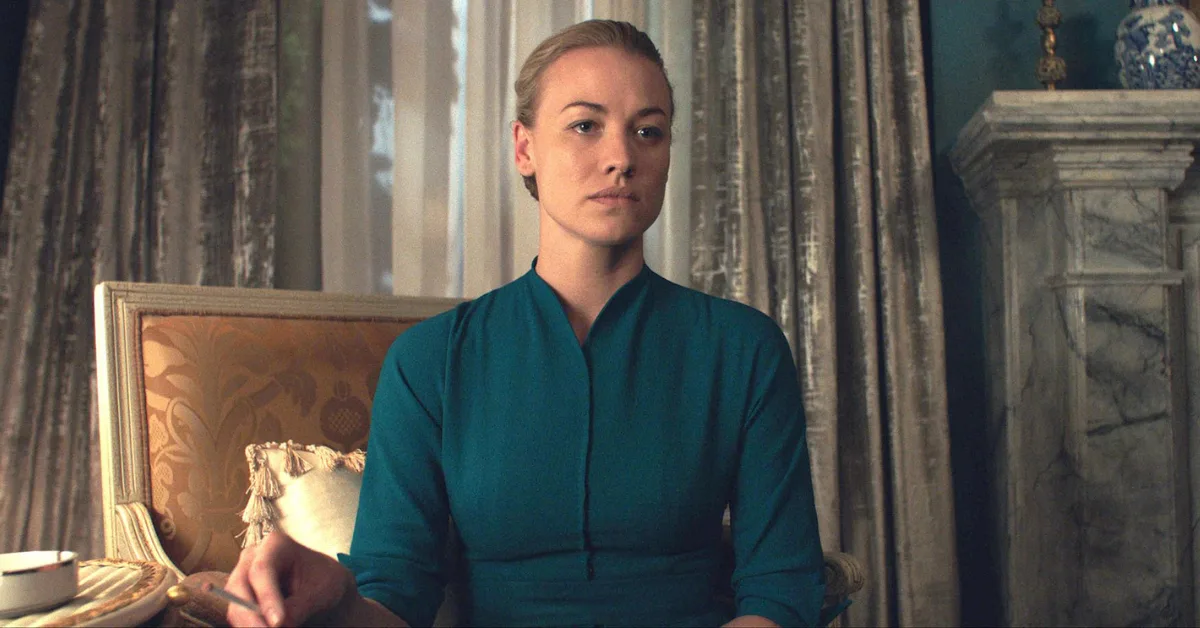 Yvonne Strahovski Biography