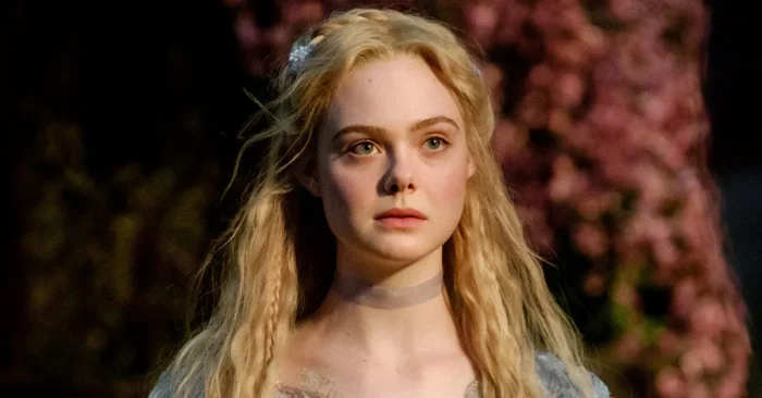 Elle Fanning Biography