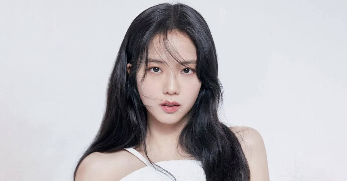 Jisoo Biography