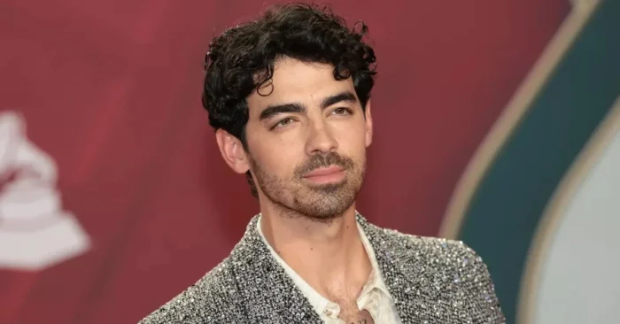 Joe Jonas Biography
