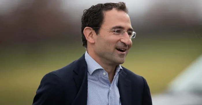 Jonathan Gray Biography