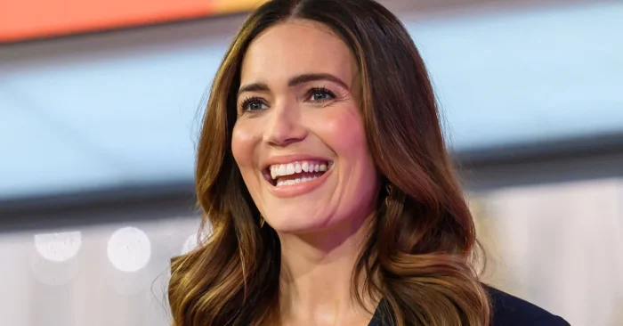 Mandy Moore Biography