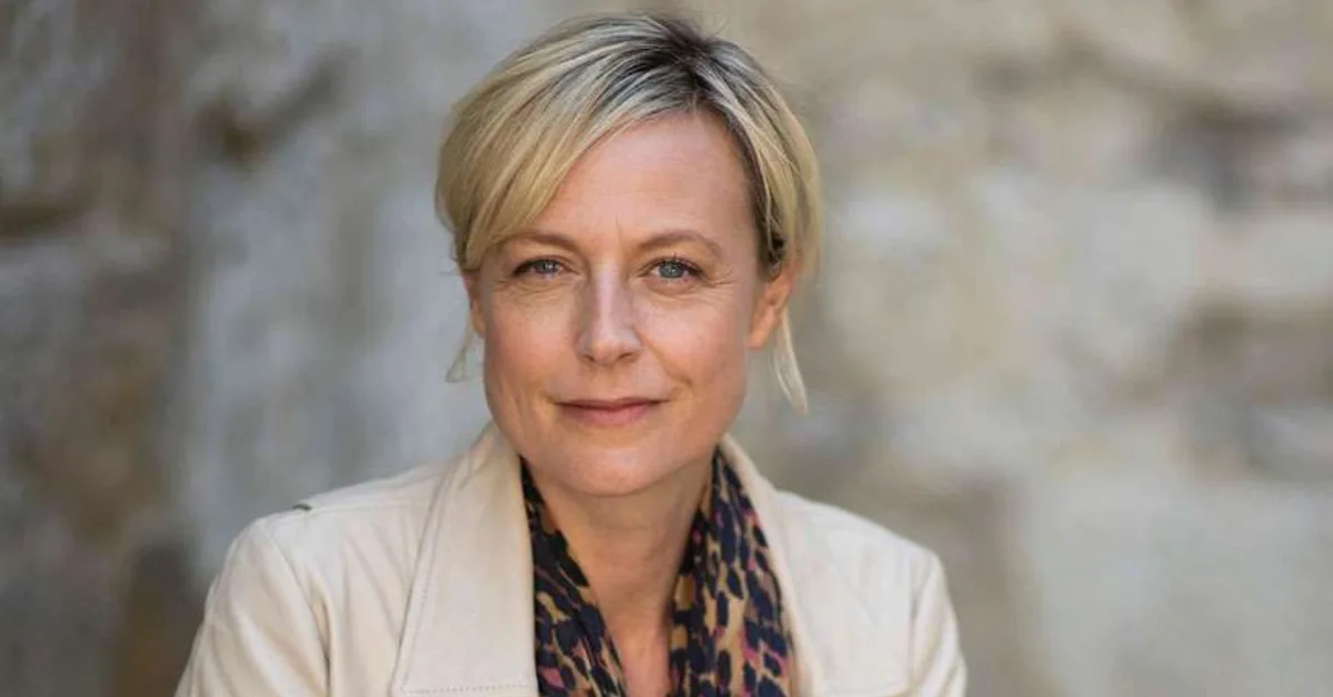 Marta Dusseldorp Biography