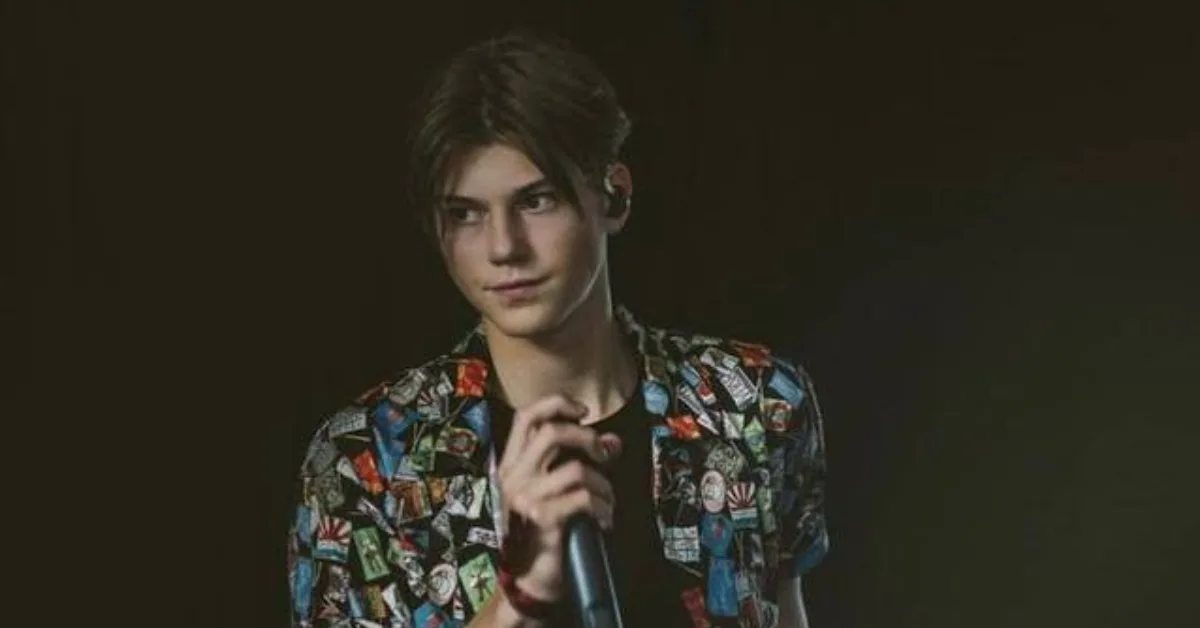 Ruel Biography