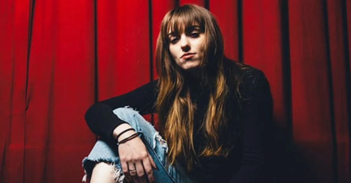 Sasha Sloan Biography
